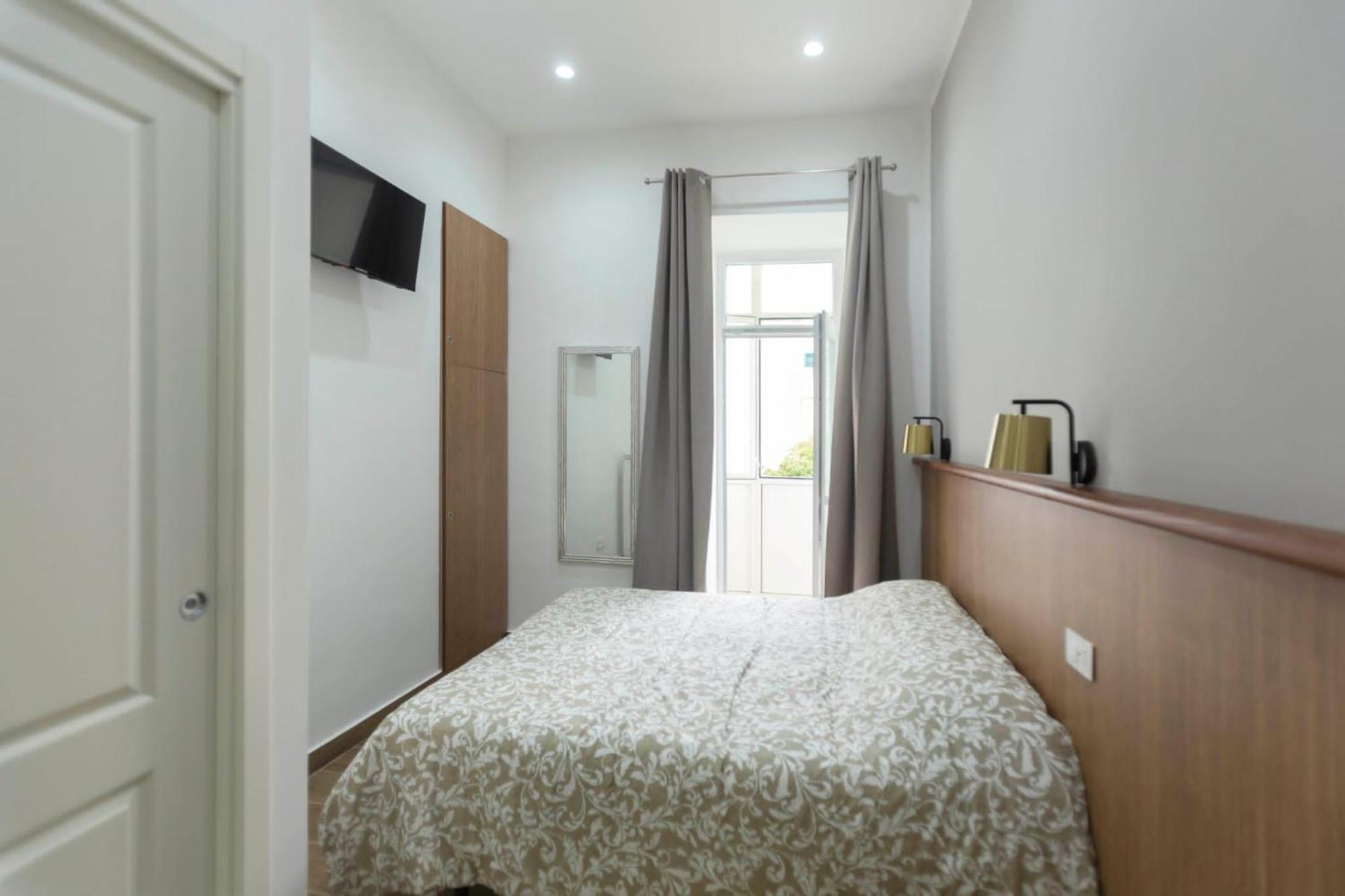 Vomero House Affittacamere 2*